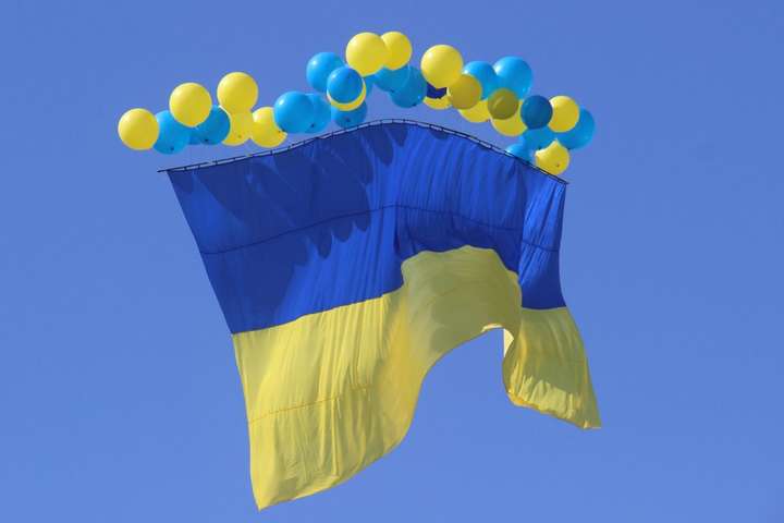 Донбасс, захват моряков и рост цен: какие проблемы самые важные для украинцев