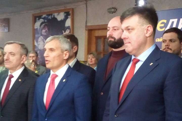 Кошулинський став єдиним кандидатом у президенти від націоналістів