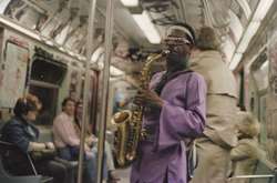 Легендарный фотограф снимает сцены Нью-Йорка уже около 40 лет: впечатляющие фото