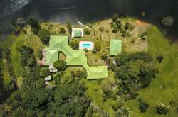 Приватний тропічний острів виставлений на продаж за $850 тисяч. Фотогалерея