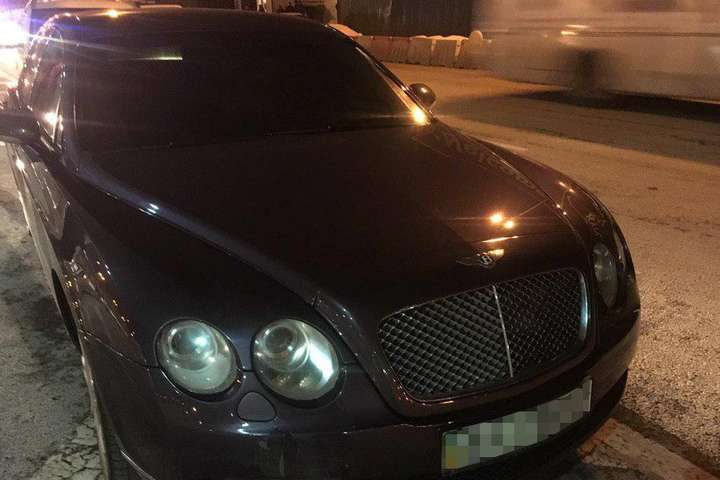В аеропорту «Бориспіль» зловили п’яного водія за кермом Bentley