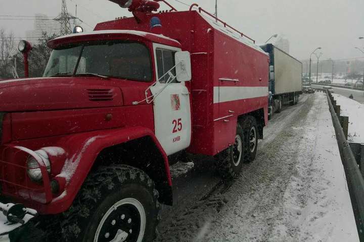 У Києві зняли обмеження на в'їзд вантажівок