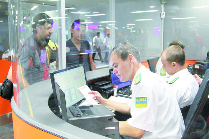 Прикордонники готові до візового режиму з РФ за біометричними паспортами - Слободян