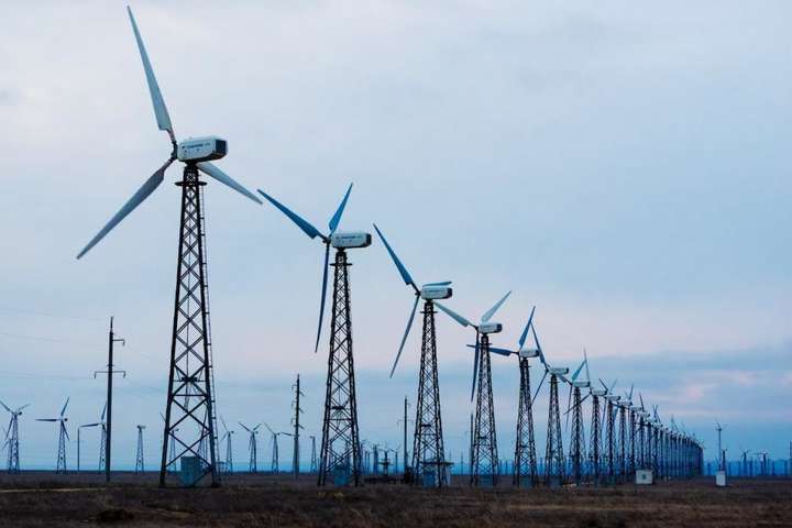 Порошенко: в Україні збудують одну із найбільших вітрових електростанцій в Європі