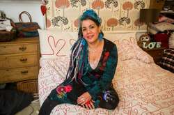 Когда очень одиноко: британка устроит «пижамную» свадьбу по случаю «бракосочетания» с одеялом