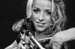 Ця біатлоністка може влучити не тільки у мішень, але й у серце. Фото скромної Маркети Давидової