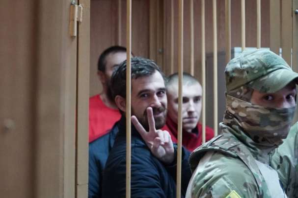 ЄС в лютому обговорить санкції проти РФ через арешт українських моряків - Reuters