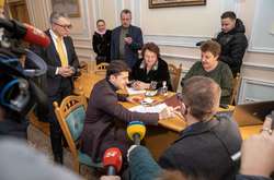  «Сьогодні у мене подвійний день народження - як у людини і як у політика», - сказав Зеленський 