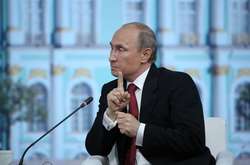  Путіну довіряють 32,8% росіян 
  