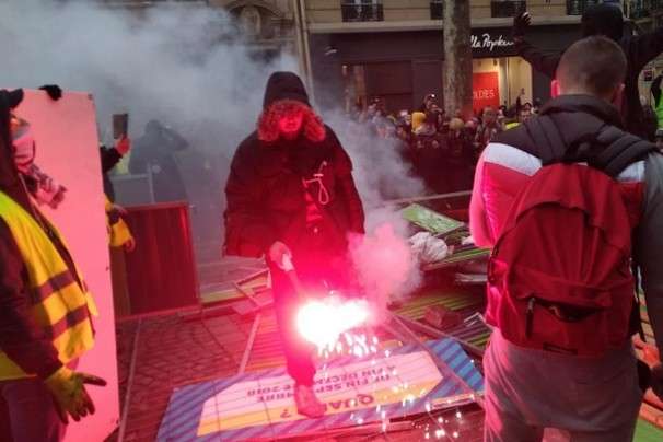 Протести «жовтих жилетів» у Франції: півсотні людей затримано