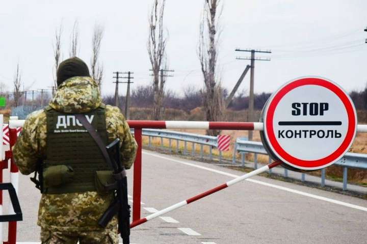 Відновлено роботу всіх пунктів пропуску на адмінкордоні з окупованим Кримом