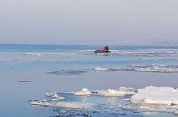 У Білгород-Дністровському дітей на крижині віднесло майже на півкілометра від берега (фото)