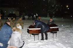 На Вінниччину доставили бійця, який помер від зупинки серця біля Маріуполя