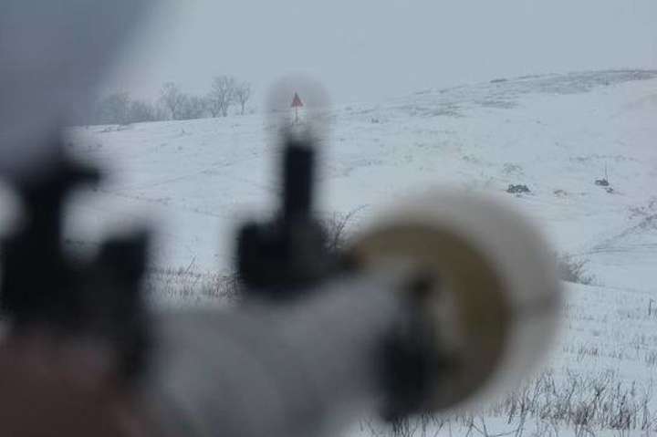 На Донбасі застрелили російського найманця, який обстрілював місцевих жителів