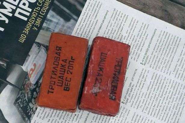 В Одесі на зупинці громадського транспорту знайшли вибухівку