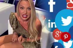 Оля Полякова