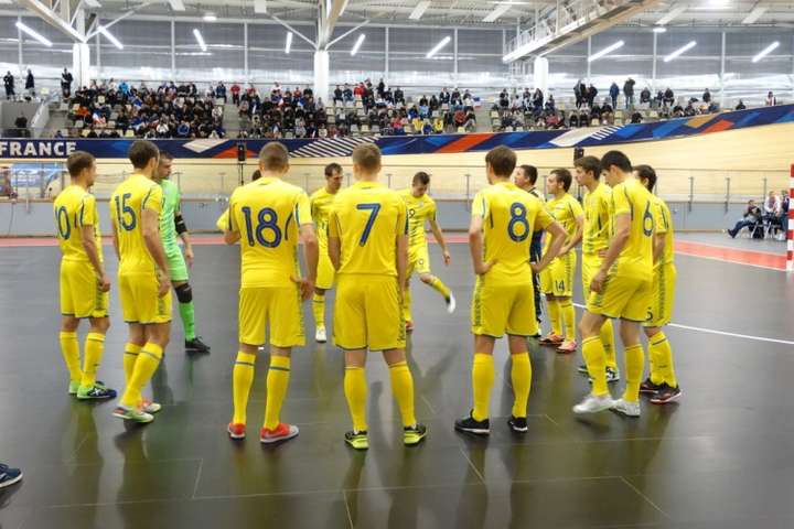 Збірна України з футзалу вирушила до Чехії, де проведе перші в цьому році матчі