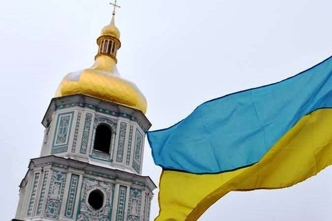 Порошенко підписав закон про перехід парафій до Православної церкви України