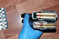 У мешканця Ладижина знайшли цілий арсенал зброї