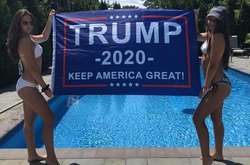 Как студентки в бикини и с оружием агитируют голосовать за Трампа. Фотогалерея