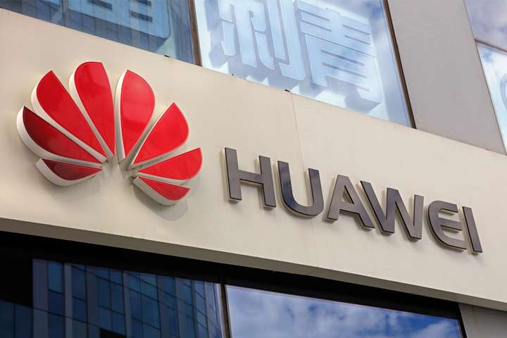 Huawei отрицает факт преступлений в США
