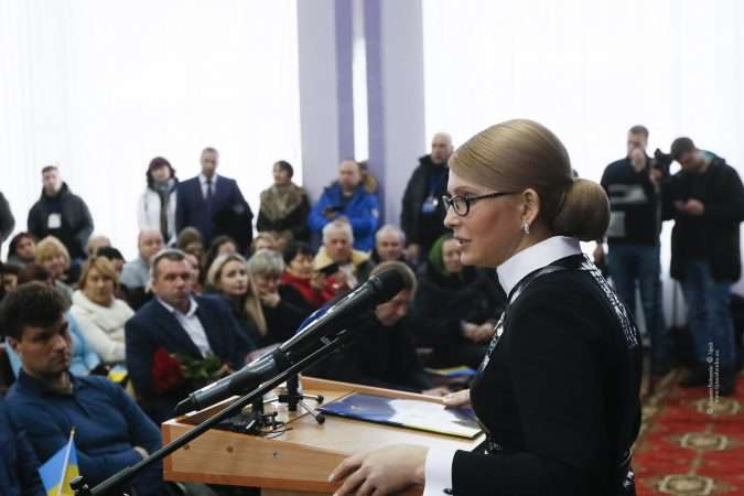 Тимошенко на Чернігівському хлібзаводі розповіла, якою має бути пенсія