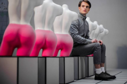 Brunettes Shoot Blondes