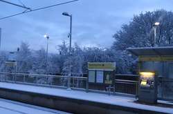 У Британії через снігопад скасували авіарейси і закрили школи