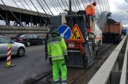 До уваги водіїв! Рух на Південному мосту обмежено