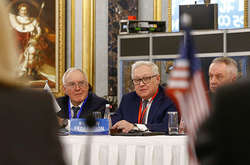 30 січня в Пекіні відбулася зустріч представників країн «ядерної п'ятірки»