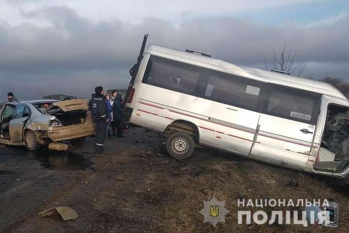 На трасі Одеса-Ізмаїл маршрутка потрапила в ДТП: є жертви