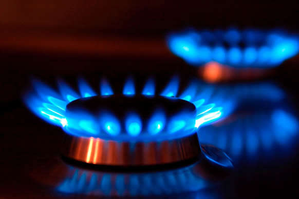 Експерт розказав, як вплине зниження норми споживання газу населенням на газові компанії