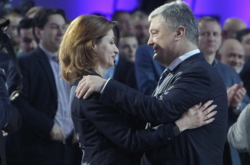 Петр Порошенко трогательно поздравил первую леди с днем рождения