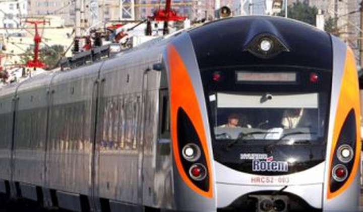 В «Укрзалізниці» заявили, що потяг «чотирьох столиць» почне курсувати до Таллінна