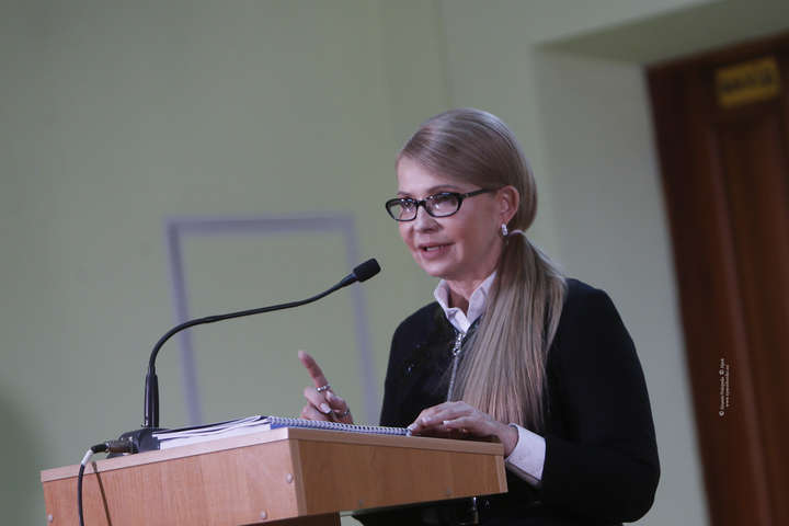 Тимошенко: 100% податку з доходів має залишатися у місцевих громад
