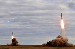  Напередодні держсекретар США Майк Помпео оголосив про призупинення участі Сполучених Штатів в Договорі про ліквідацію ракет середньої і меншої дальності (ДРСМД) з 2 лютого 