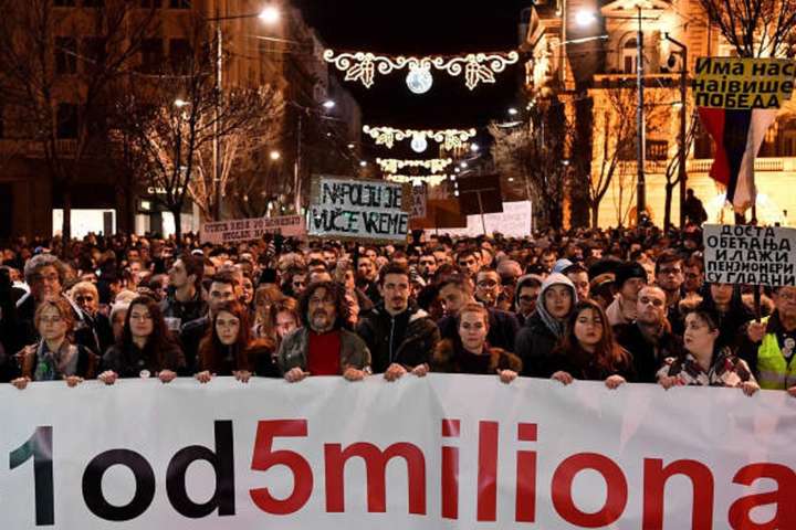 Протести в Сербії поширились на нові міста