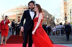 Кит Харингтон раскрыл жене Роуз Лесли финал «Игры престолов»