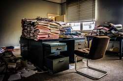 Здесь остановилось время. Атмосферные фото заброшенных мест