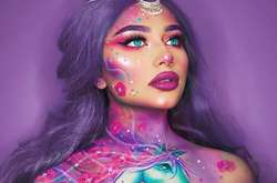 Художница делает необычный мейкап с помощью неоновых красок