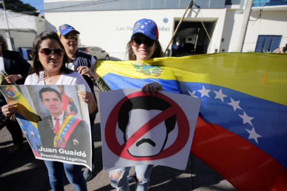 Ряд країн ЄС відреагували на відмову Мадуро проводити дострокові вибори