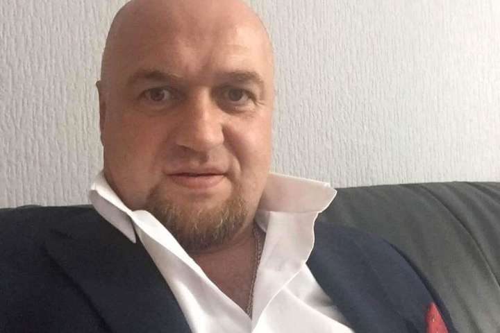 Помічник депутата, який у Києві побив жінку за зауваження, отримав умовний строк
