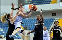 Наші за кордоном: Ягупова та Науменко принесли перемогу лідеру турецької ліги