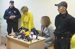 Слідчі просять суд відправити до психлікарні жінку, яка втопила своїх дітей