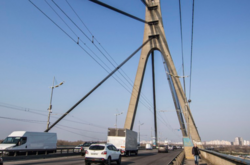 У вівторок буде обмежено рух на двох мостах у Києві