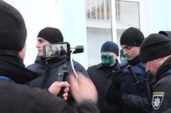 Поліція завела справу на активіста, який облив Вілкула зеленкою