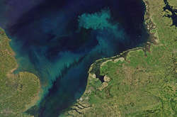 Глобальное потепление к концу XXI века изменит цвет половины Мирового океана - ученые