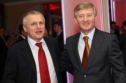 Активи власника «Шахтаря» Ріната Ахметова оцінюються у 159 млн євро, очільника «Динамо» Ігоря Суркіса – у 7 млн