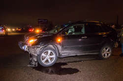 Постраждали водій і пасажир Lexus 