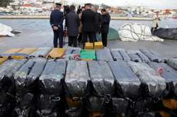 Перевозили 2,5 тонни кокаїну: у Португалії заарештовано вісім українських моряків